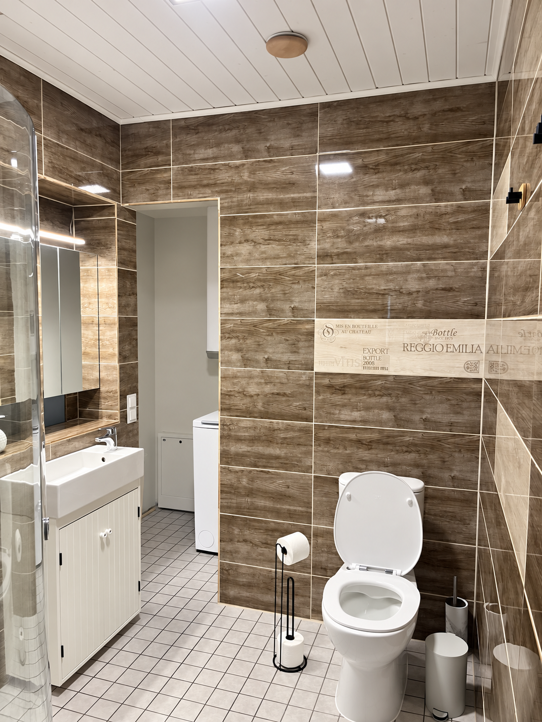 Villa Alexandra ülemise korruse WC ja pesuruum
